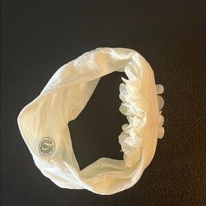 Charming White Floral Kids Headband